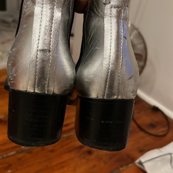 Rag and Bone Walker Chelsea in Silver - Picture 4 of 9